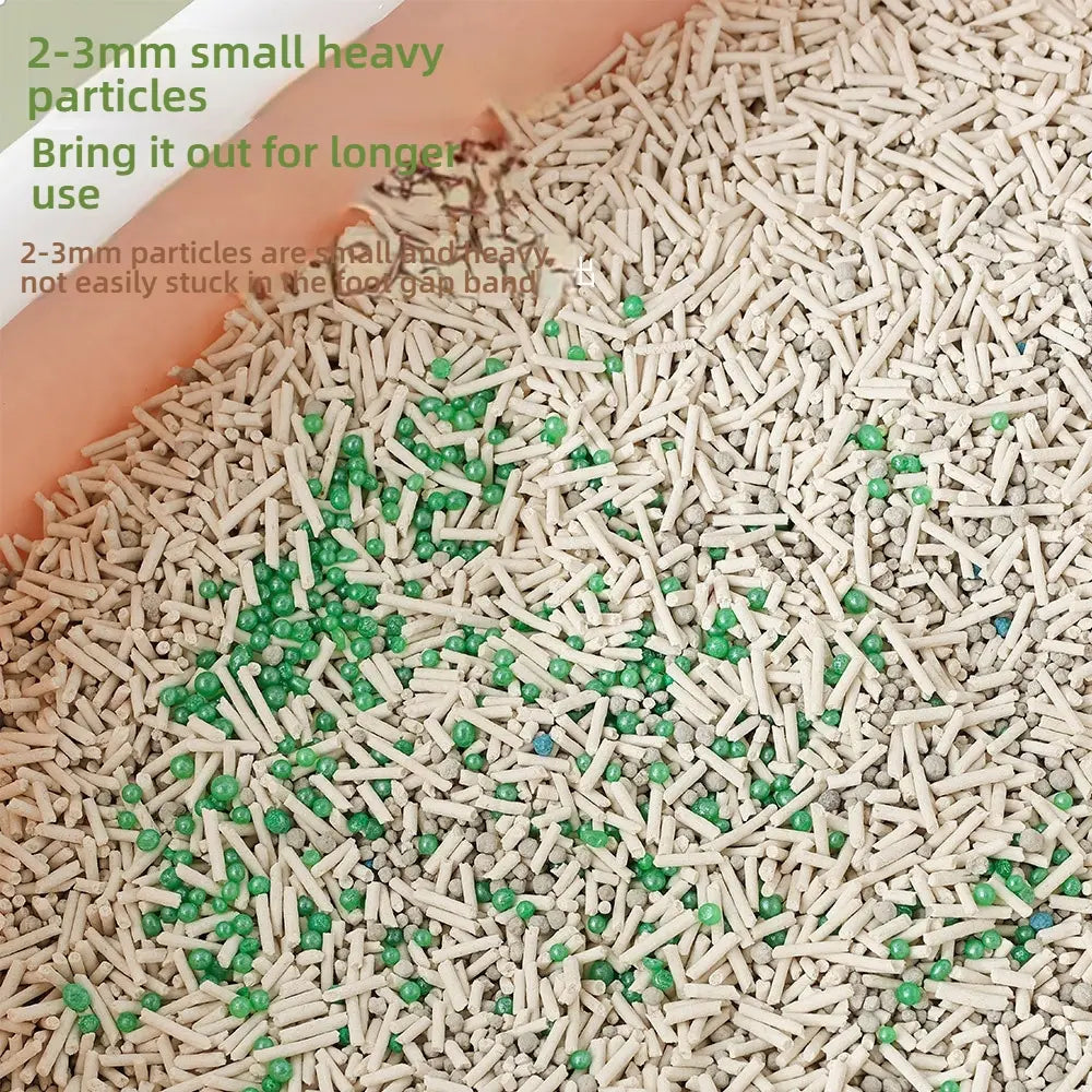Small 2-3 mm deodorizer beads mixed into cat litter
